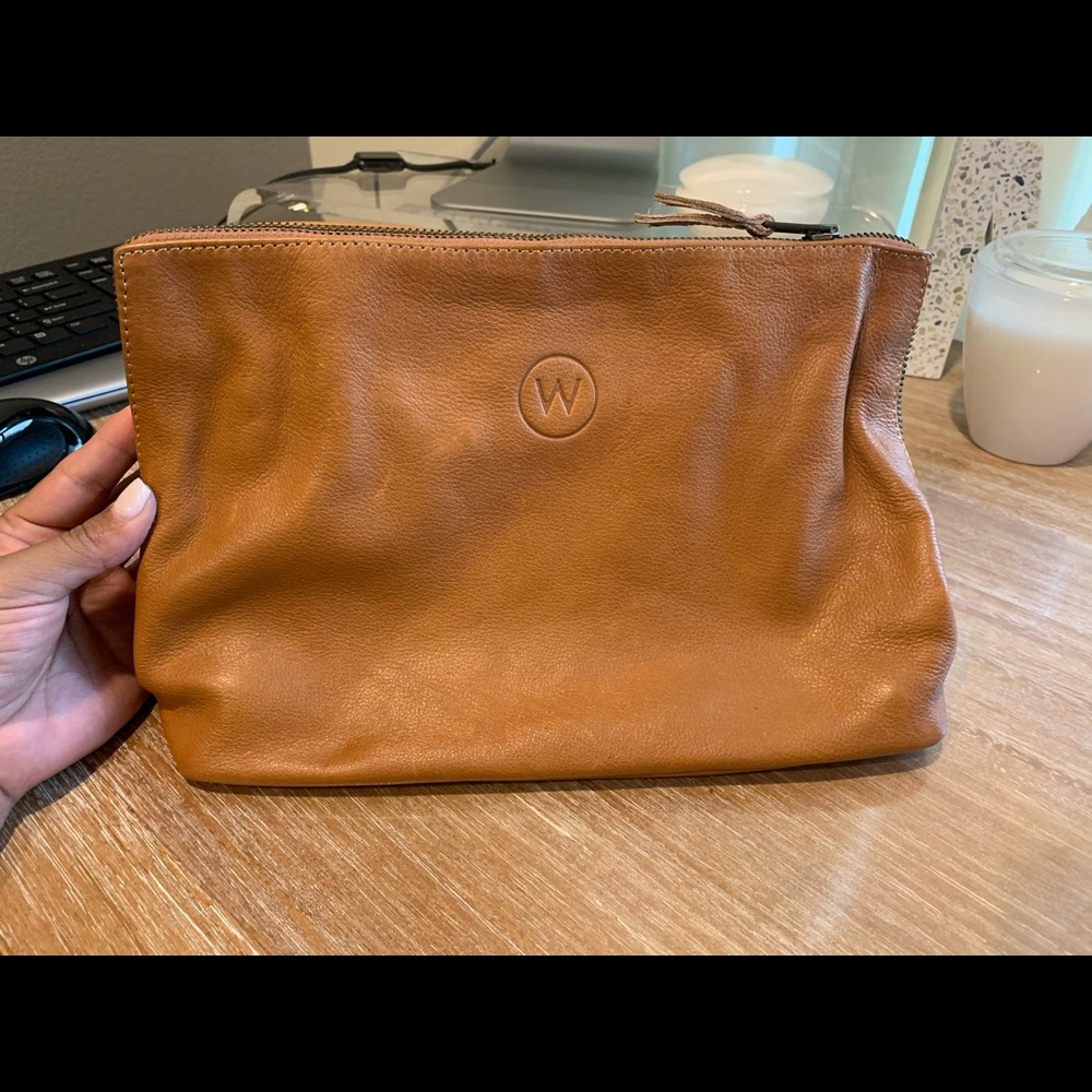 Wandered travel co leather Toiletry bag.